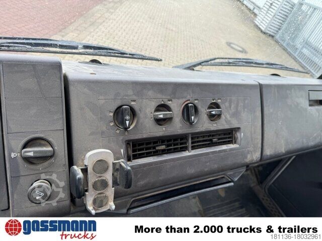 Pick-up van Mercedes-Benz LK 814 4x2, 6-Zylinder, Kran Tirre Euro 35