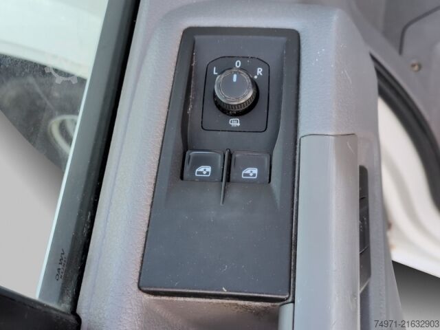 Panel van VW Crafter Kasten MR3640mm+Hoch 3,5t*R-Kam Klima