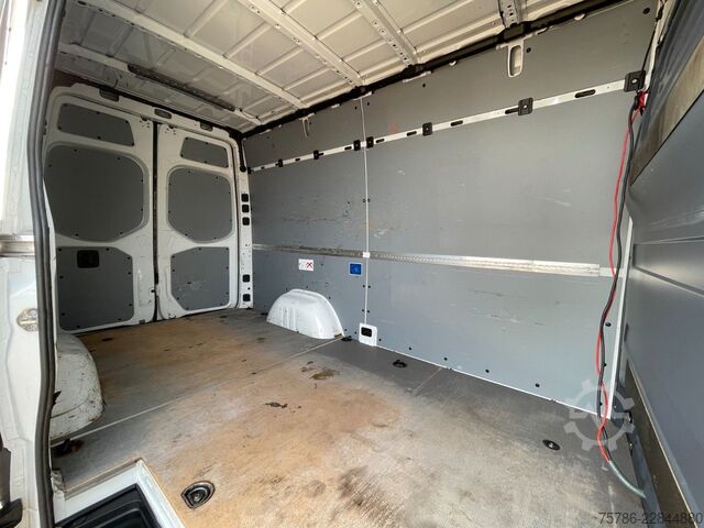 High top van MERCEDES-BENZ Sprinter 316 CDI L2H2/ AC/ Navi/ Cam/ AHK 3.5t