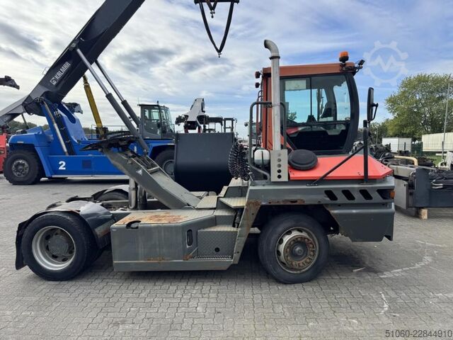 Terminal tractor Terberg TT220