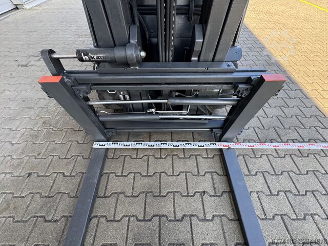 Electric - 4 wheels Linde E25 + Ladegerät NEU 80100--EK