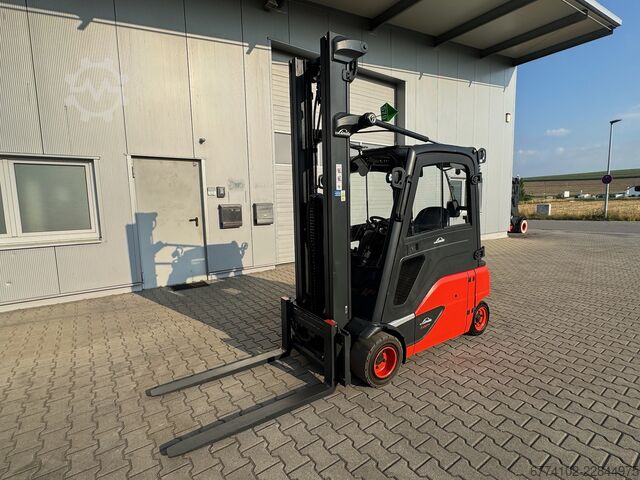 Electric - 4 wheels Linde E20PL-386-02 + Ladegerät 3775 --EK