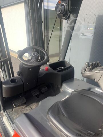 Elektro 3 Rad-Stapler Linde E20L-02