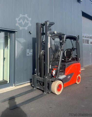 Elektro 4 Rad-Stapler Linde E20PH