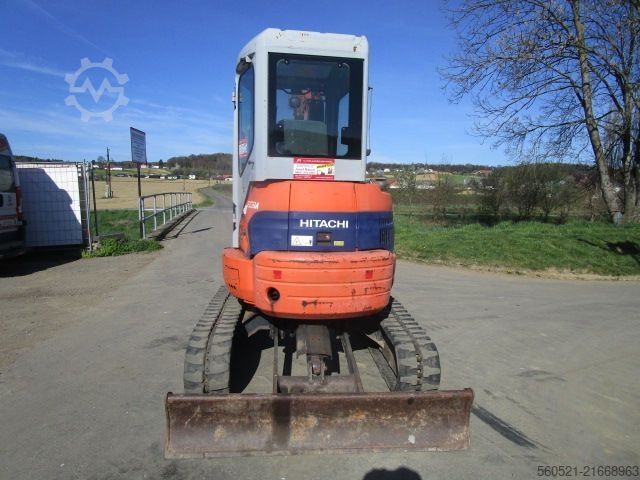 Minibagger Hitachi EX36UE - Schnellwechsler + 3 Löffel