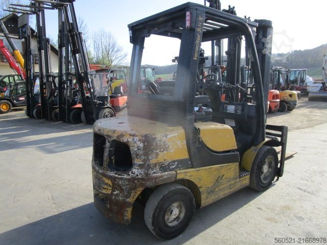 Dieselstapler Yale GDP30VX - Triplex-Freihub 4,9m + ZINKENVERSTELLER