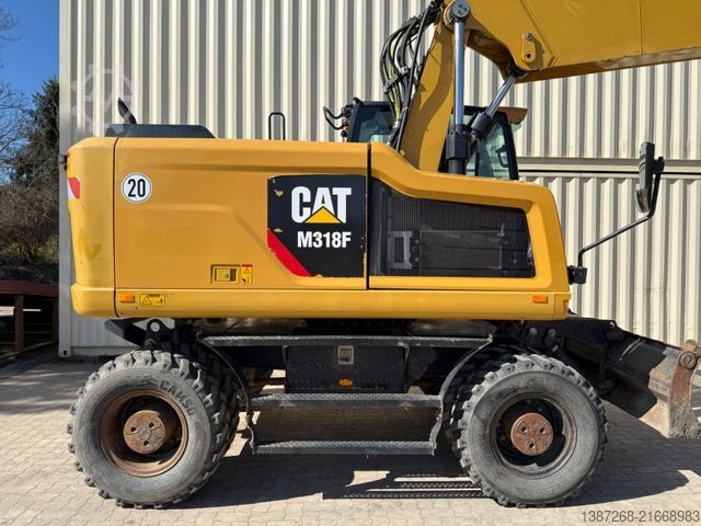 Mobilbagger CATERPILLAR M318F / 9.852 H / Deutsche Maschine
