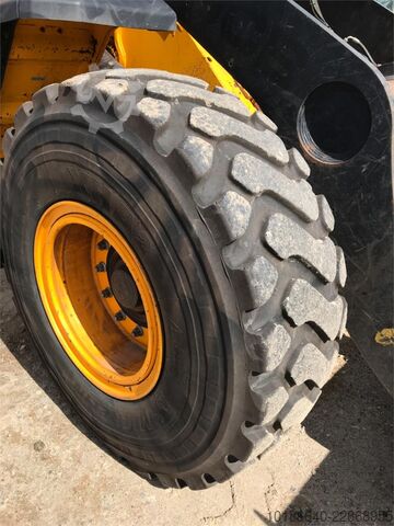 JCB 427ZXT4 JCB 427ZXT4
