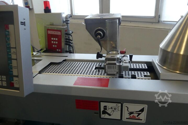 Injection molding machine BOY 22 E