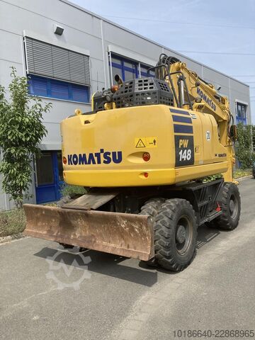 Komatsu PW148-11 Komatsu PW148-11