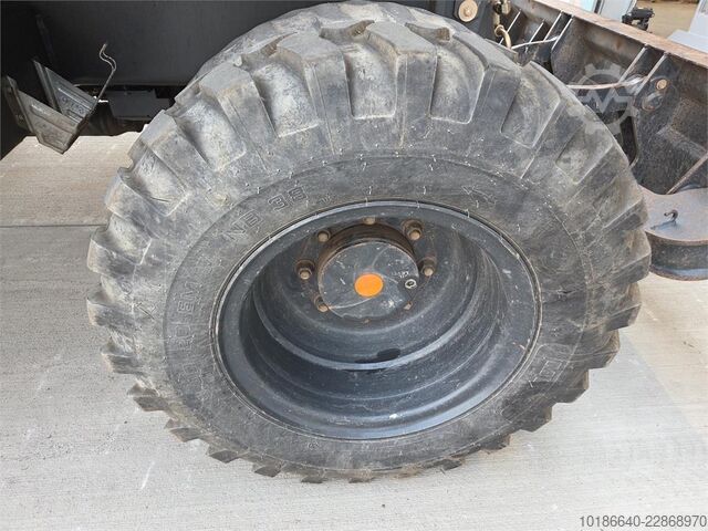 Komatsu PW118MR-11 Komatsu PW118MR-11