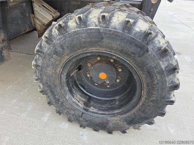 Komatsu PW118MR-11 Komatsu PW118MR-11
