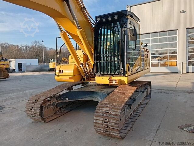 Komatsu PC210LC-11E0 Komatsu PC210LC-11E0