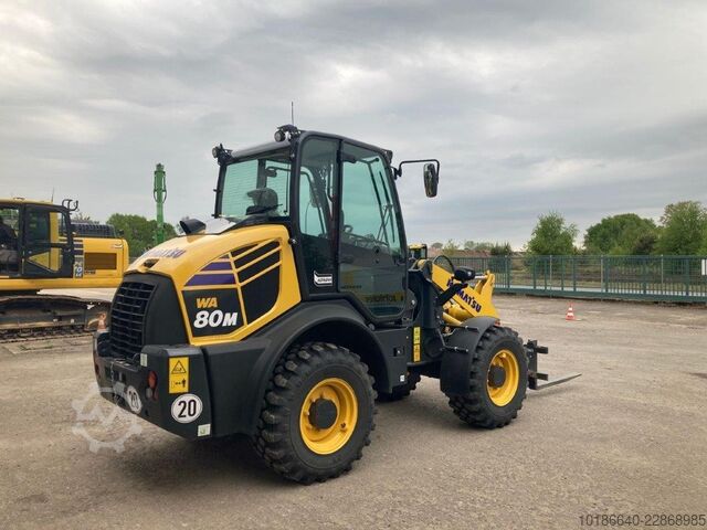 Komatsu WA80M-8E0 Komatsu WA80M-8E0