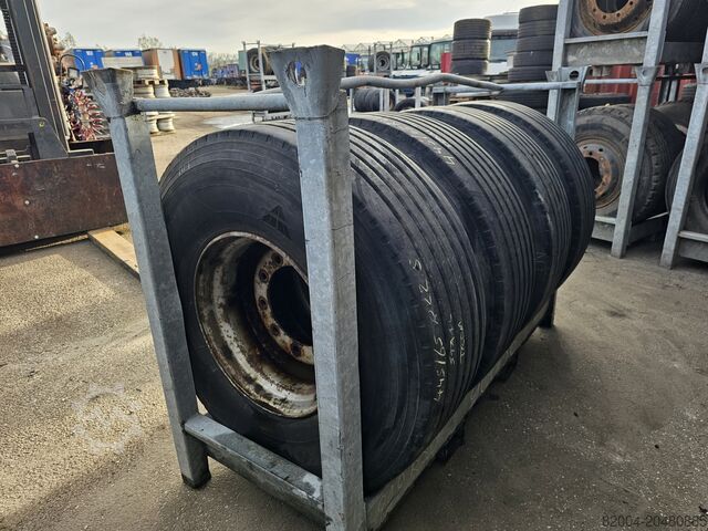 2010 HANKOOK TL 10. Anhängerreifen 445/65 R22.5, 4 Stück, 12/13 mm Profil. HANKOOK TL 10. TRAILER BAND 445/65 r 22.5   4 STUKS  12...