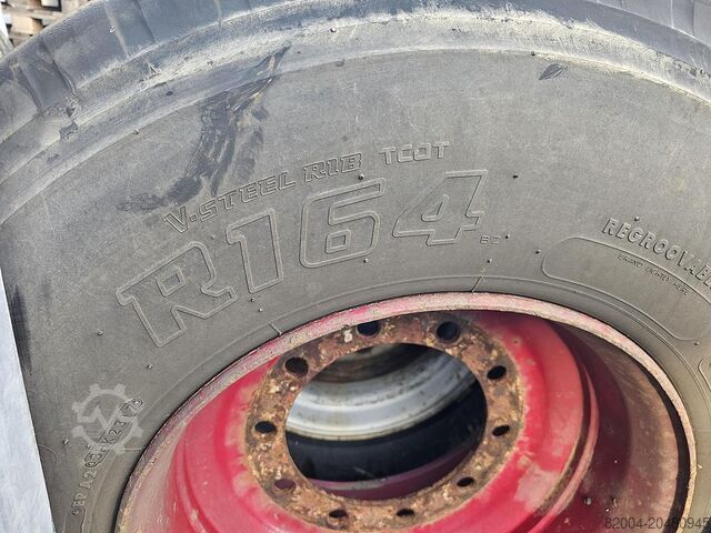 2010 BRIDGESTONE | R 164 \ TRAILERREIFEN | 425/65 R 22.5 | 4 STÜCK | 12-12-8-5 MM PROFILTIEFE BRIDGESTONE | R 164 \ TRAILERBAND | 425/65 R 22.5| 4 STUKS | ...