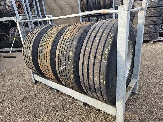 2010 BRIDGESTONE Anhängerreifen | 425/65 R 22.5 | 12-12-6-3 mm Profil. BRIDGESTONE TRAILER BAND |425/65 R 22.5 | 12-12-6-3 MM PROF...