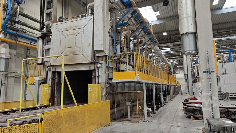 Heat Treatment Tunnel with Quenching Bat SUZHOU ZHONGMENZI TECHNOLOGY JKALT 1908