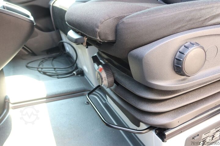 Refrigerated/freezer transport (delivery van) Mercedes-Benz Sprinter 317 Koel/Vries/Verwarmen met nachtaans...