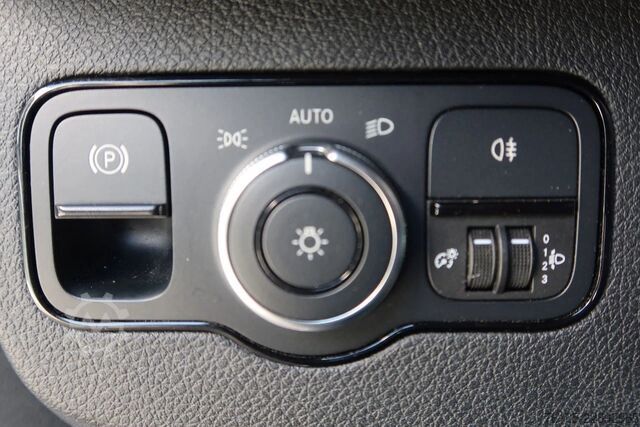 Refrigerated/freezer transport (delivery van) Mercedes-Benz Sprinter 317 Koel/Vries/Verwarmen met nachtaans...