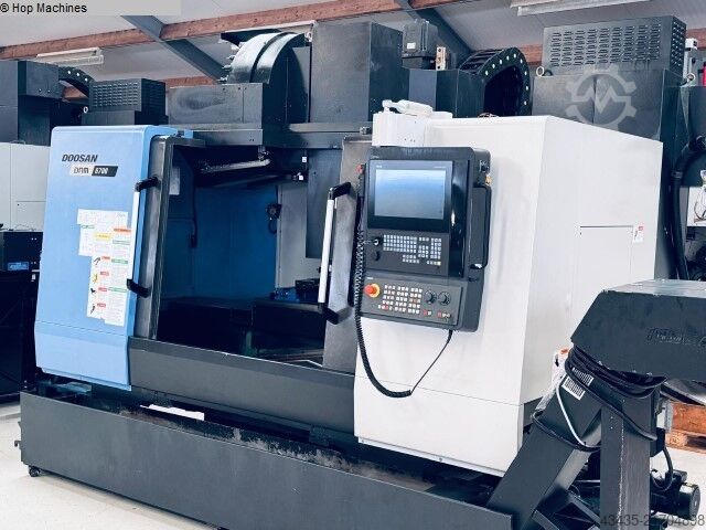 Bearbeitungszentrum - Vertikal DOOSAN DNM6700