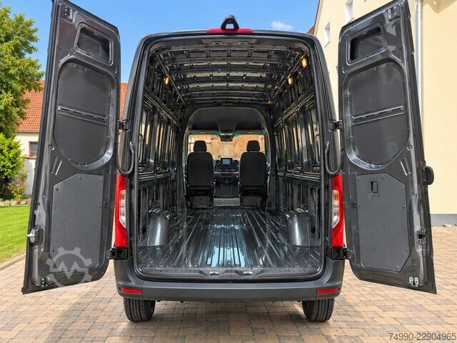 Van Mercedes-Benz Sprinter 319 CDI 4x4 Allrad 9-G Automatik L4H2