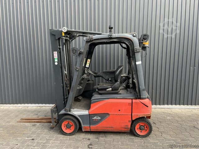 Electric 4-wheel forklift Linde E16P-02
