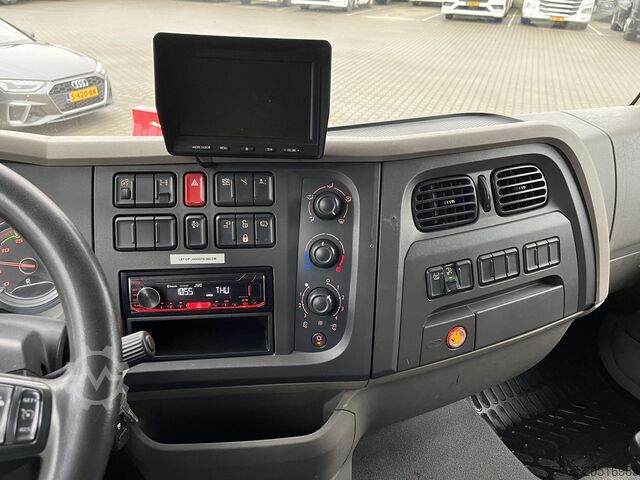 Box body DAF LF 180 FA Euro 6 / 12 Ton / 347 dkm / Box / LBW