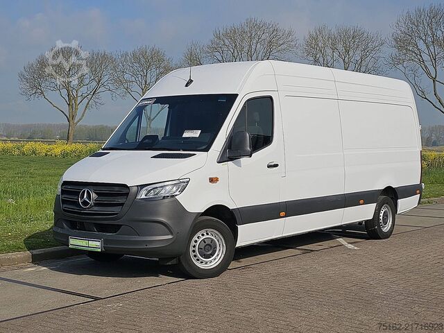 High-roof van MERCEDES-BENZ SPRINTER 317 L2H2 LED Mbux 10