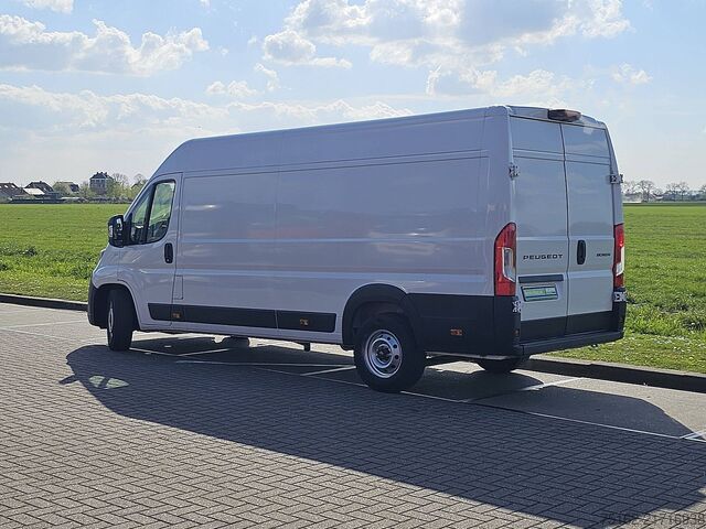 High-roof van PEUGEOT BOXER 2.2 L4H2 Automaat Navi