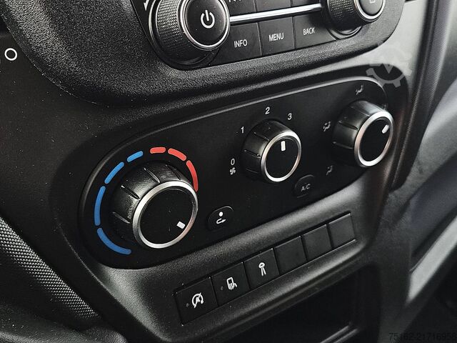 High-roof van IVECO DAILY 35C14 L2H2 Dubbellucht AC!