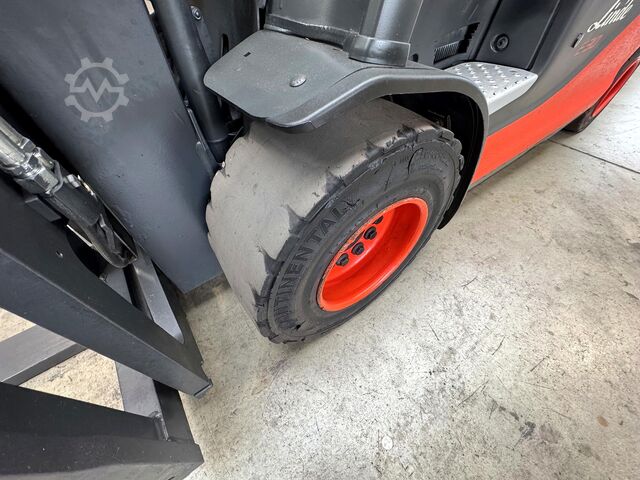 Battery 2022 S + safety inspection (UVV) valid until 09/2027 Linde E 30/600H