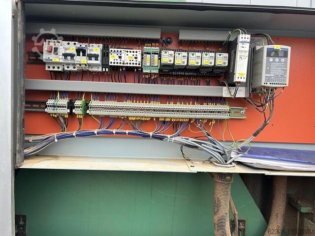 2002 KUNDIG TOPIQ 2 KUNDIG TOPIQ 2