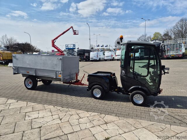 Municipal tractor Kärcher MIC 34C - TIPP TRAILER