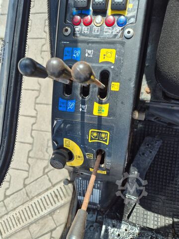 Municipal tractor Kärcher MIC 34C - TIPP TRAILER