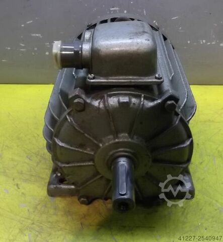 Electric motor 4 kW 2900 Rpm Silnik SZJe32b