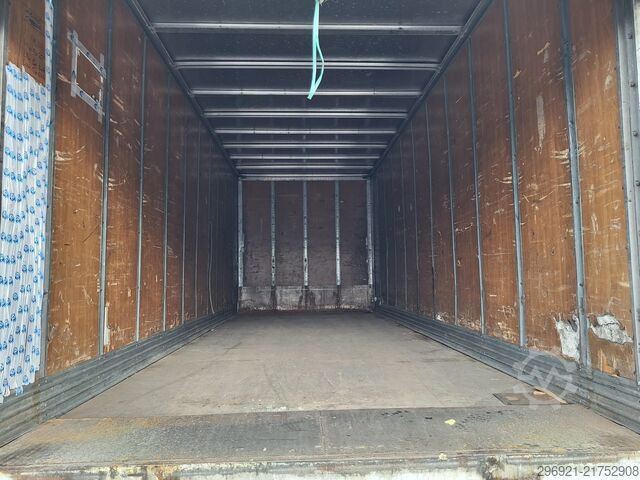 Transporter mit Koffer MAN TGL 8.180N