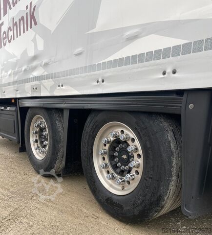 Open semitrailer with tarp Schmitz Cargobull SCB S2 SCS 18/1-13.62 Curtainsider