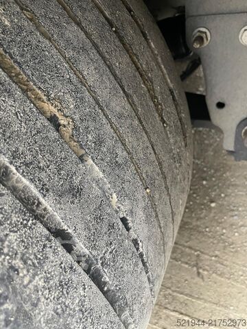 Open semitrailer with tarp Schmitz Cargobull SCB S2 SCS 18/1-13.62 Curtainsider