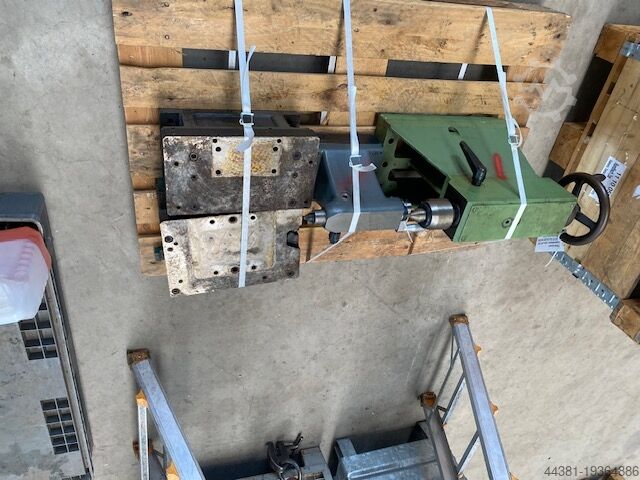 Vertical machining center CHIRON FZ