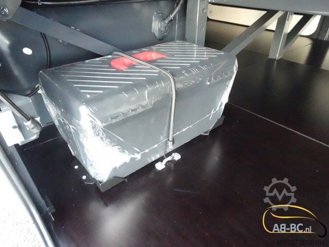 Intercity bus IVECO NEU Crossway 55 Sitze Luxuspolsterung