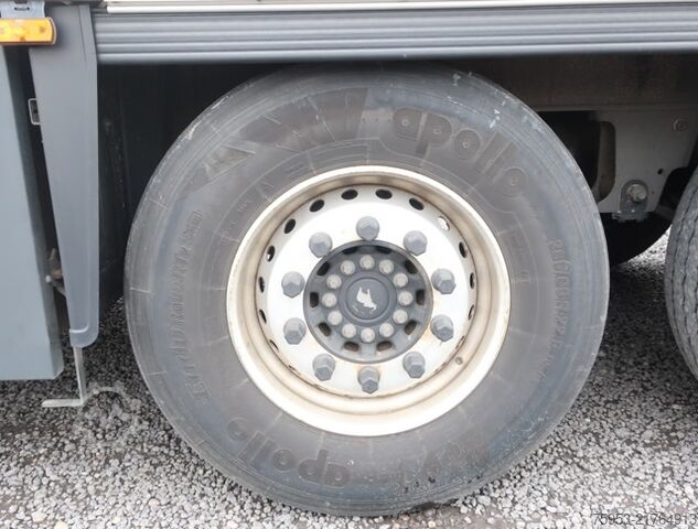 Reefer semitrailer Schmitz Cargobull SKO 24 Rohrbahn Liftachse Carrier Vector HE19