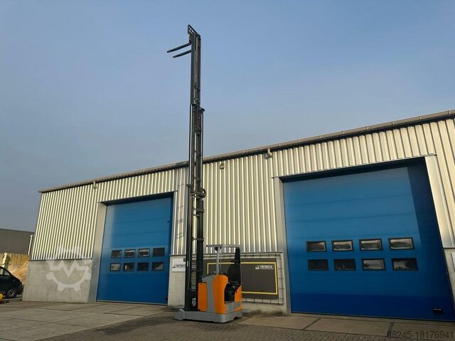 VS-21963 Triplex reach truck Still FMX17 10,800mm BJ2014 STILL FMX17