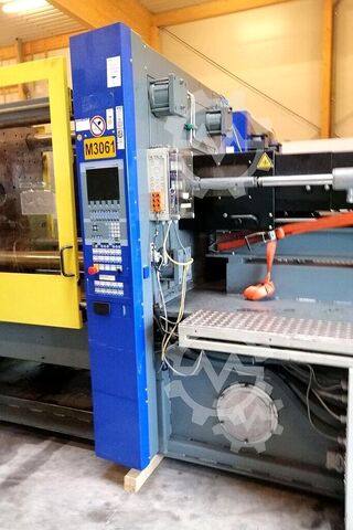 Injection molding machine BATTENFELD 4500/4500.B4