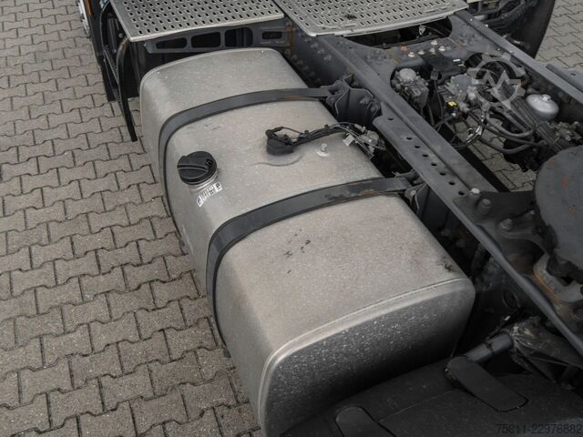Standard tractor unit DAF XF 480 FT SSC + MX-BREAK + 545l TANK Klima ZV