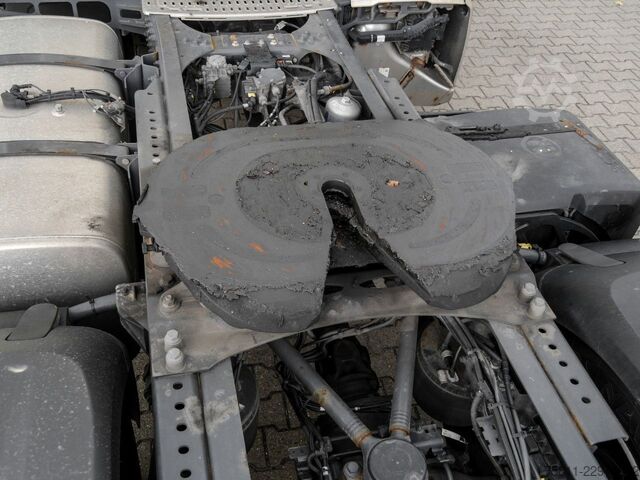 Standard tractor unit DAF XF 480 FT SSC + MX-BREAK + 545l TANK Klima ZV