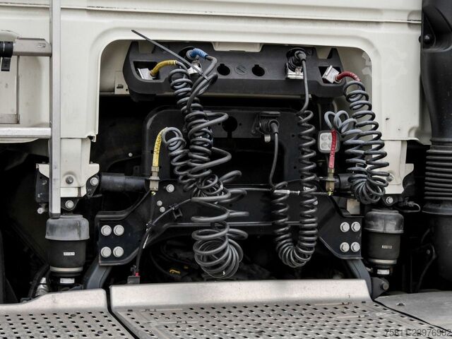 Standard tractor unit DAF XF 480 FT SSC + MX-BREAK + 545l TANK Klima ZV
