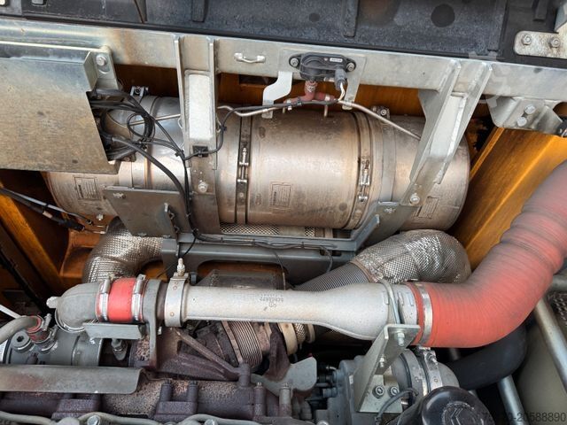 Mobile excavator LIEBHERR LH 50 M Timber / inkl. Holzzange / 2020 / 11m