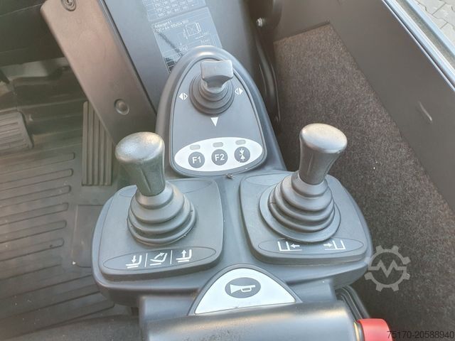 Front loader forklift STILL RX70-35 / Triplex: 4.80m / nur 2.876h! / Klima