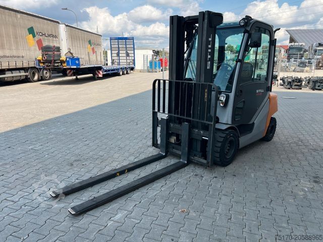 Front loader forklift STILL RX70-35 / Triplex: 4.60m / nur 2.911h! / SS